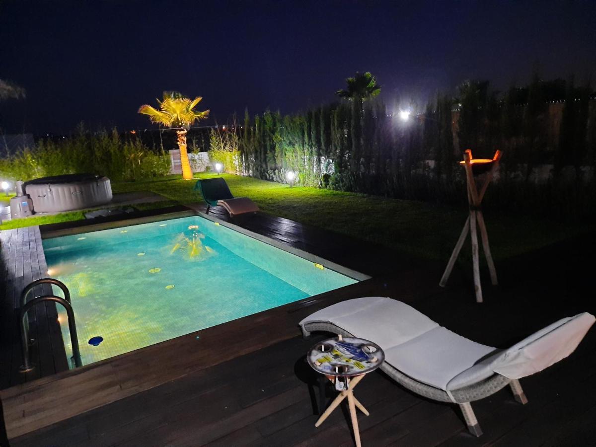 Superbe Villa Avec Piscine Plages Des Nations Rabat Esterno foto